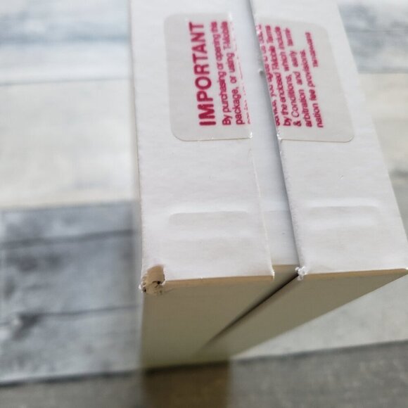 Samsung Galaxy Note II Box, Cord and Pen - Picture 4 of 7